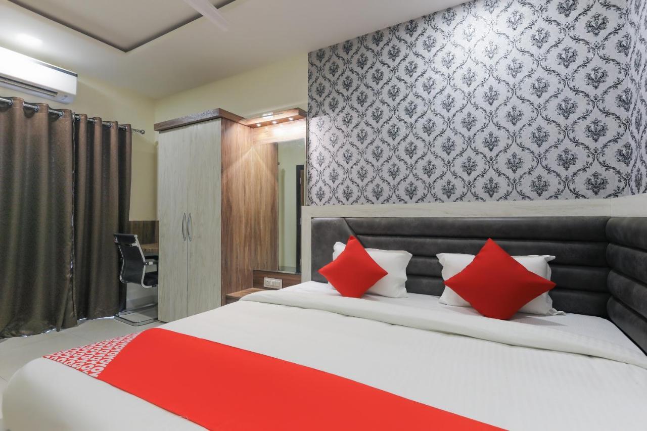 Oyo 60577 Sukhmani Residency Hotell Indore Eksteriør bilde