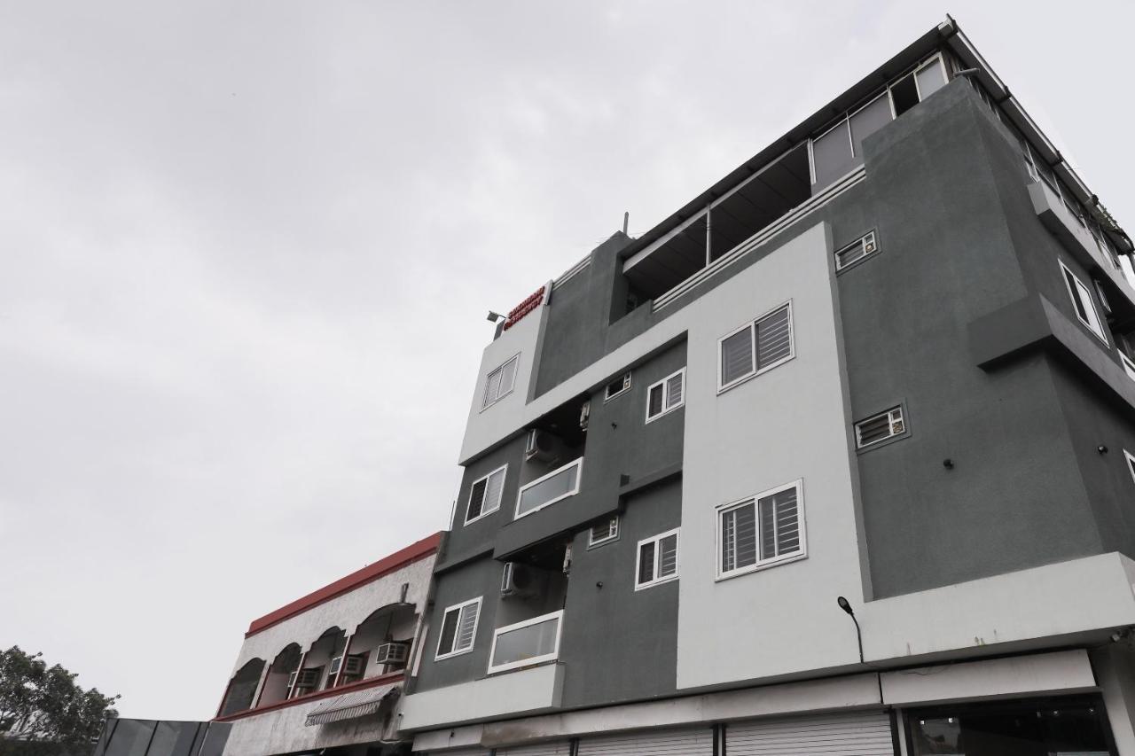 Oyo 60577 Sukhmani Residency Hotell Indore Eksteriør bilde