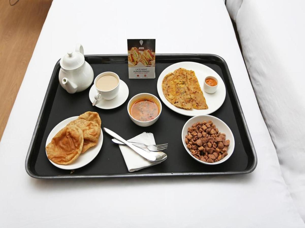 Oyo 60577 Sukhmani Residency Hotell Indore Eksteriør bilde