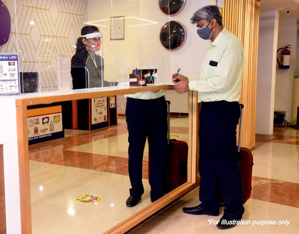 Oyo 60577 Sukhmani Residency Hotell Indore Eksteriør bilde